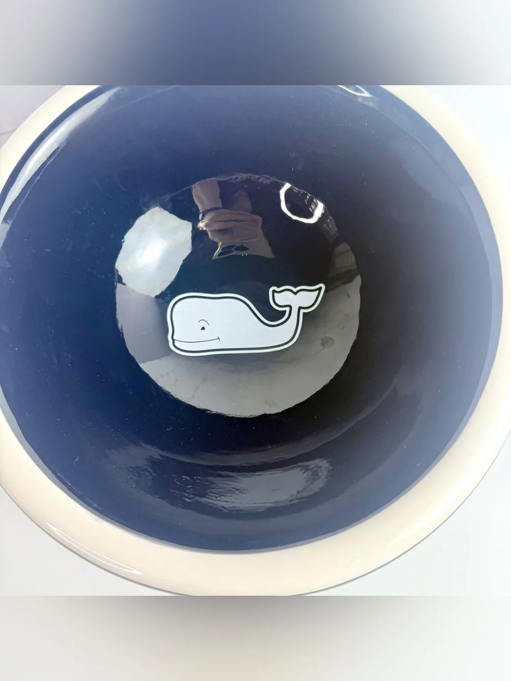 RARE Vineyard Vines Navy Blue & White Whale Pet Food/Water Bowl 8 X 4 Inches
